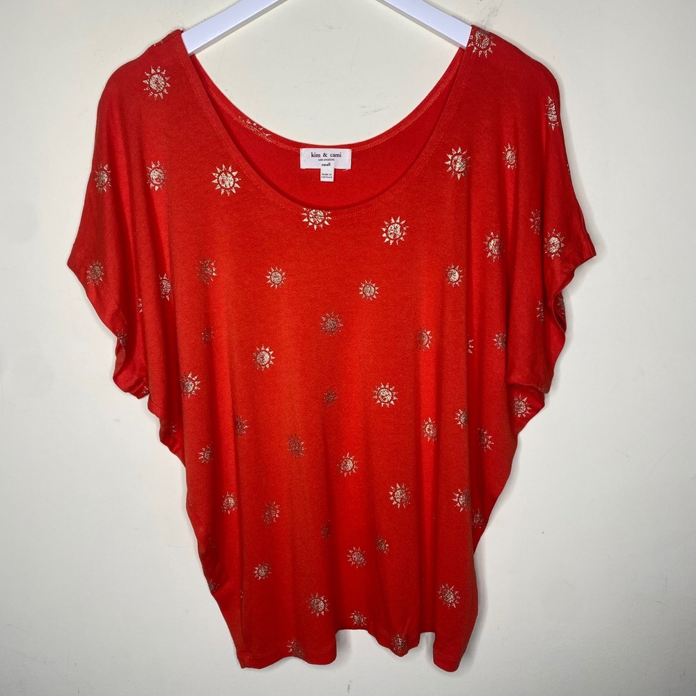 Kim & Cami Small Orange and Gold Sun  Foil Print Dolman Sleeve Top